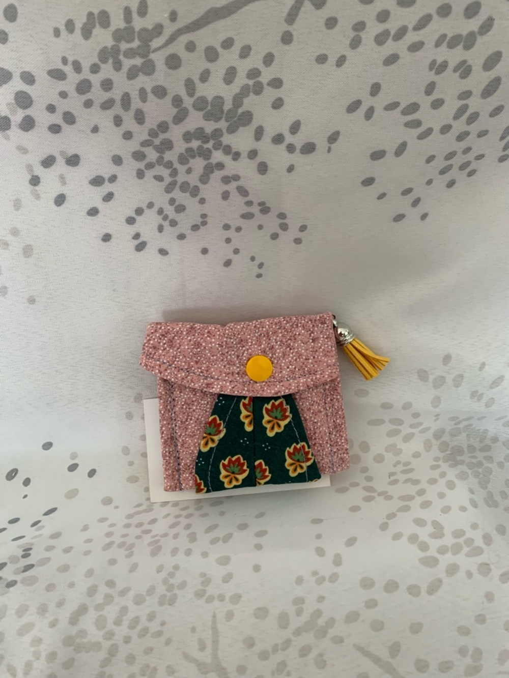 PatBen Decor , NWT Handmade Pink /green Floral Accent mini wallet